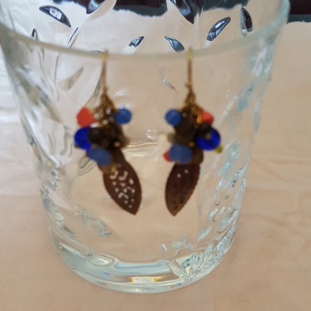 Dangle earrings